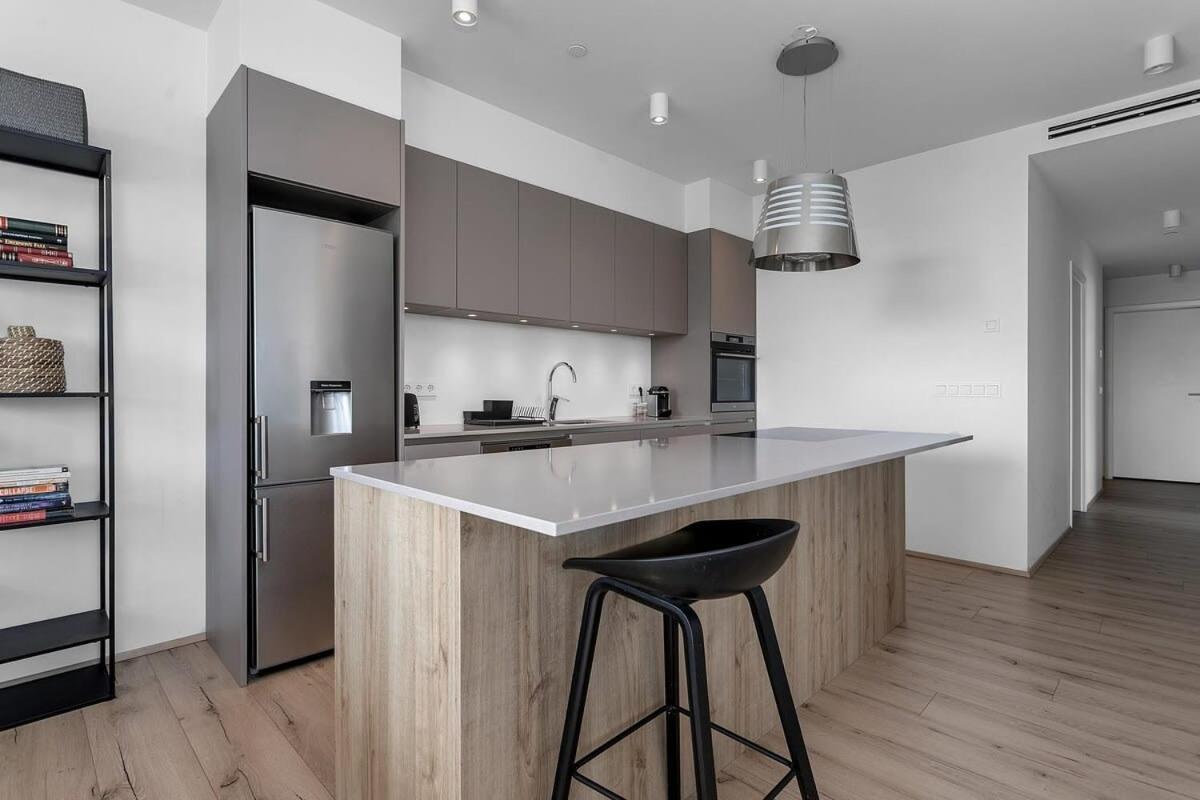 Spacious Luxury 3br With 2 Bathrooms 1003 * Reykjavík