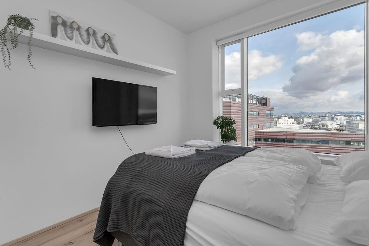 Spacious Luxury 3br With 2 Bathrooms 1003 Lejlighed